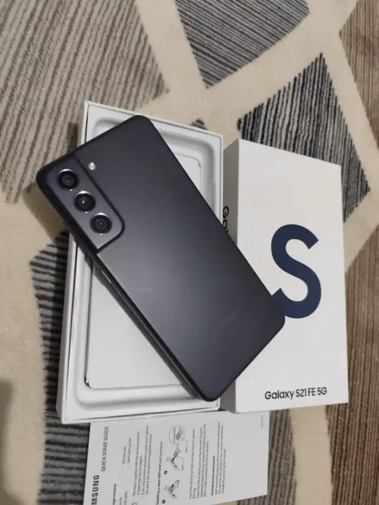 Samsung S21FE 5G Ram 8/256 Fullset mulus