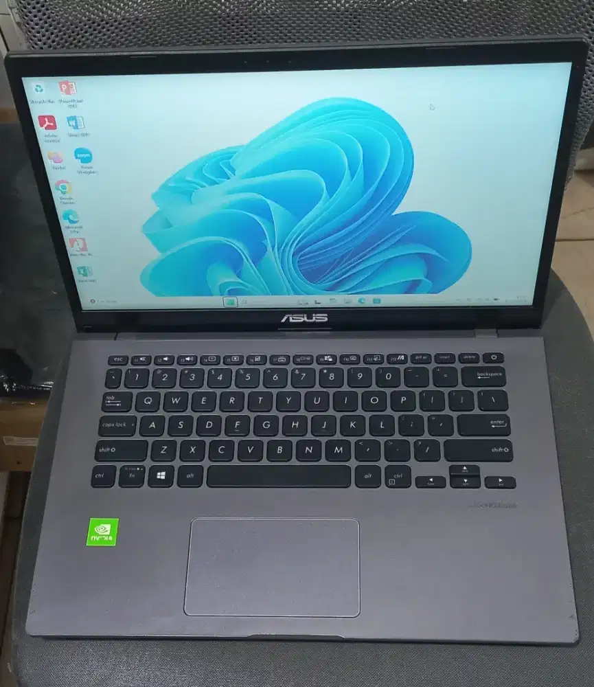 DIJUAL MURAH ASUS A409JB I3-1005G1 RAM 8GB  SSD 256GB  VGA NVIDIA 2GB