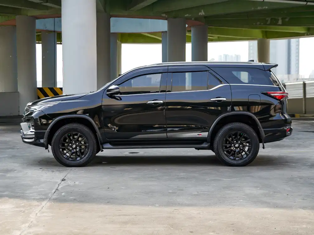 Toyota Fortuner GR 2.8 2023 Diesel
