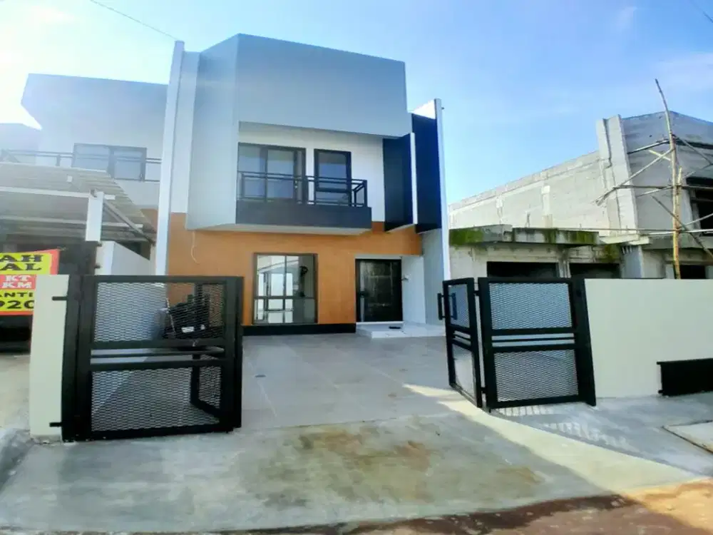 rumah 4 kamar tidur halaman belakang luas 100 meter ke jalan raya