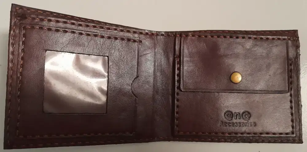 Dompet Pria Kulit Sapi Asli