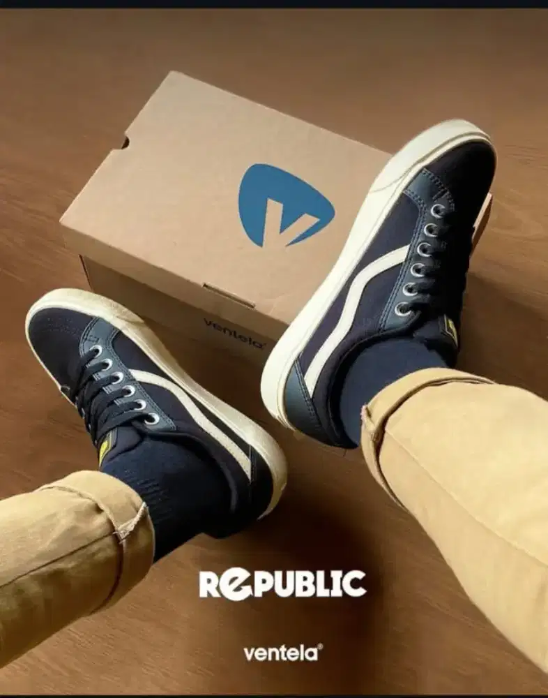 VENTELA Republic low black natural