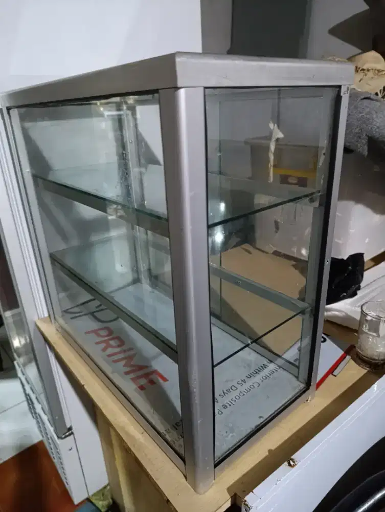 Jual Etalase rokok second, Lok Pamulang Barat, Tangsel