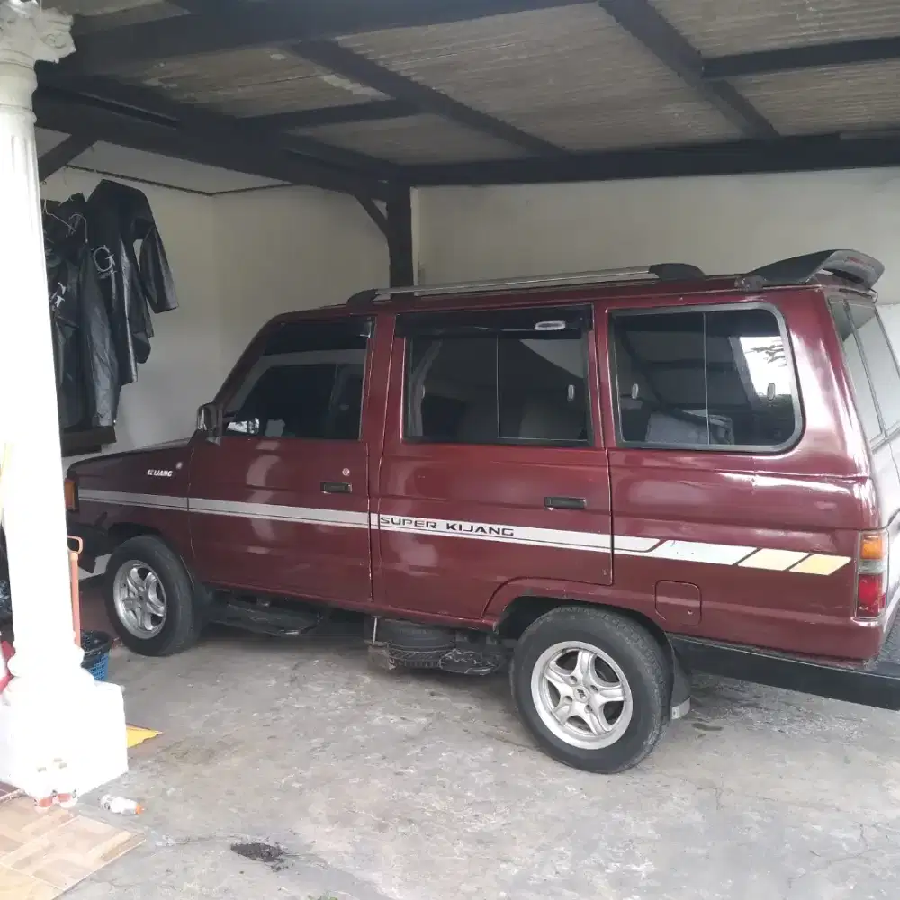 Kijang super 1990 kf40