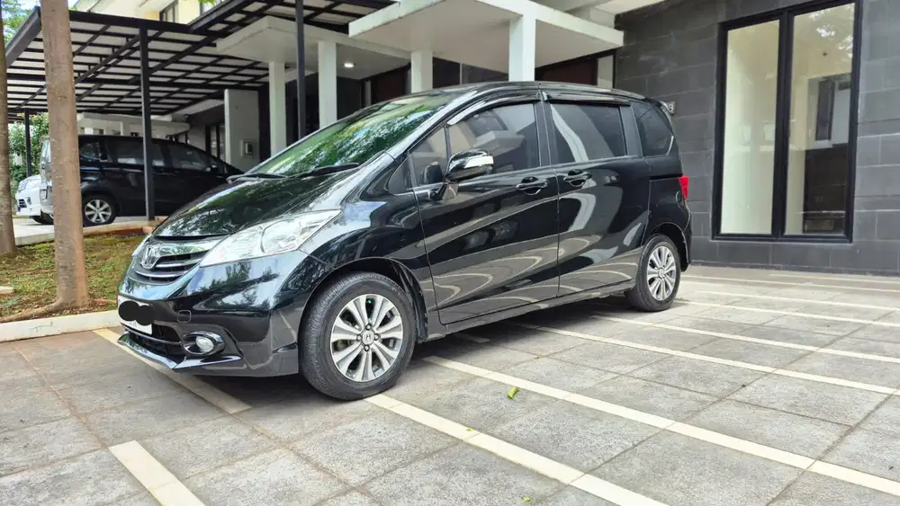 Honda Freed 2013 Bensin