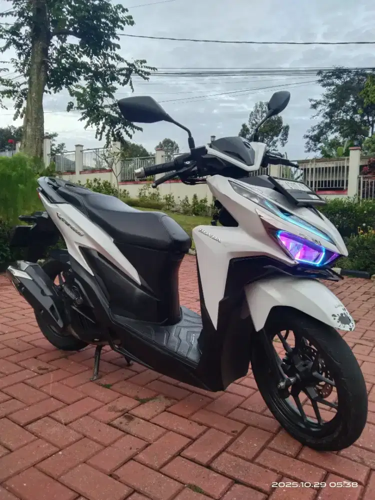 Dijual Honda Vario CBS 125 tahun 2019