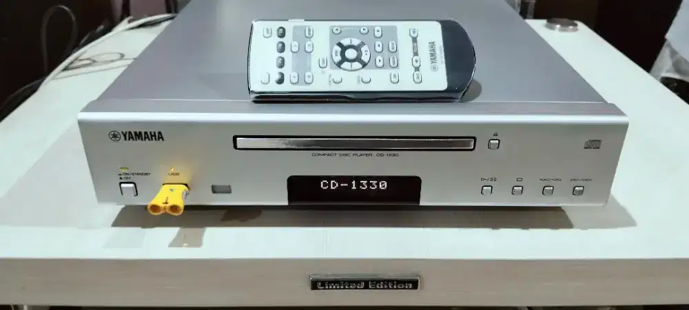 Sale Yamaha CD player CD-1330