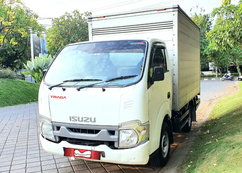 ISTIMEWA Isuzu Traga Box Solar EURO 2 2020/2021 Spt Elf L300 2019 KIM