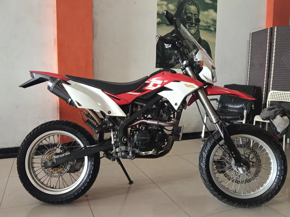 Kawasaki D-Tracker SE Supermoto 2020 Gress orisinil