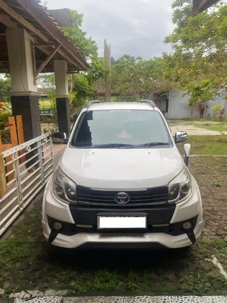 Di jual Toyota Rush 2016 Matic