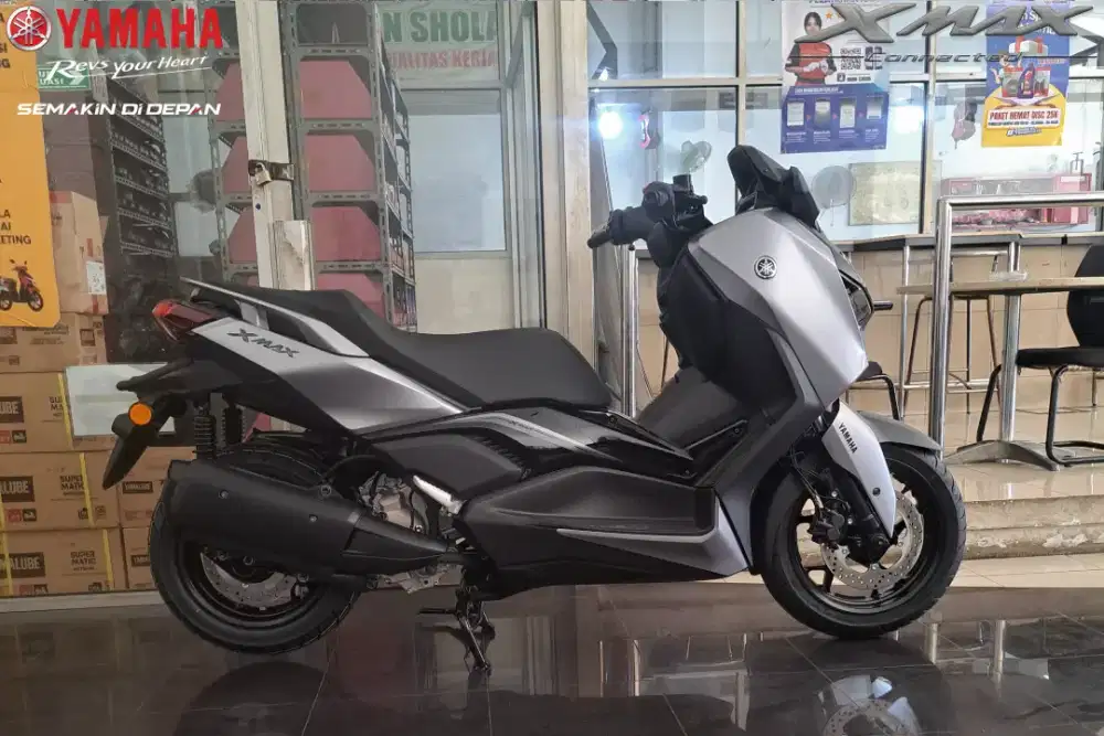 [ Motor Baru ] xmax abs keyles conected navigator silver