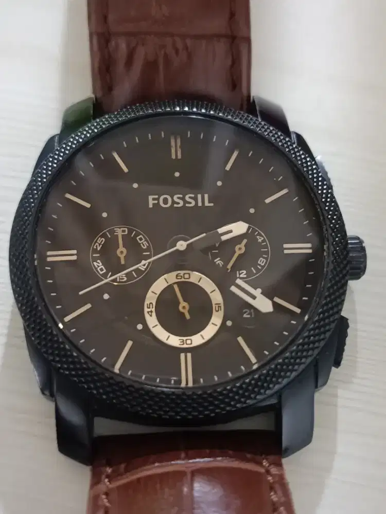 Jam Fossil Preloved