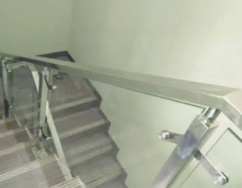 Railing tangga stainless minimalis $20