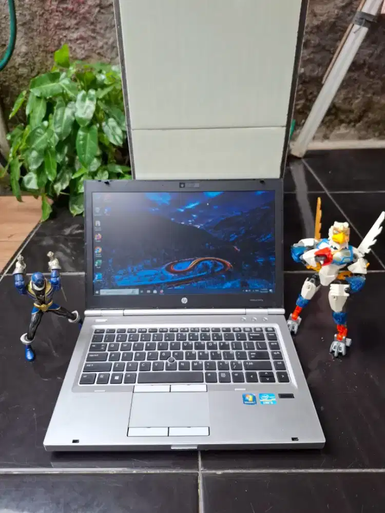 HP Elitebook 8460P
Intel Core i5-3210M Gen 3 2.5GHz