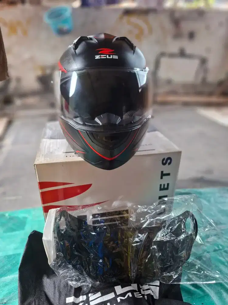 Jual Helm Zeus 811 Z811 ZS811 - Free dark visor