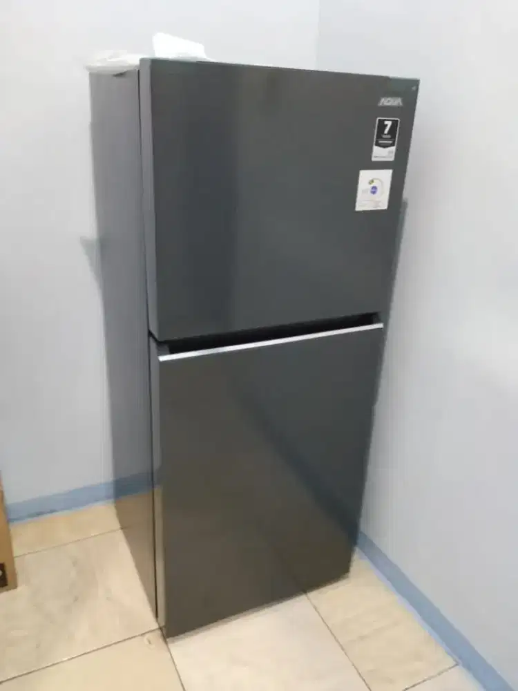 Kulkas Aqua & AC Midea