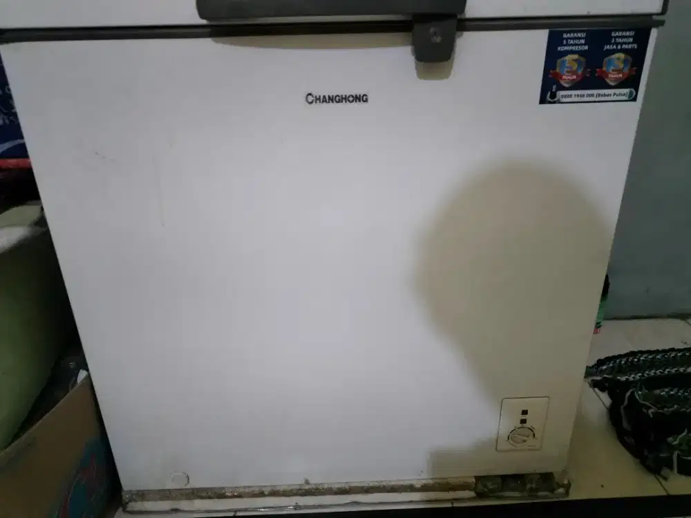 Freezer changhong 210L