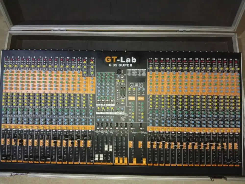 Mixer GT Lab G 32 Super 32 chanel