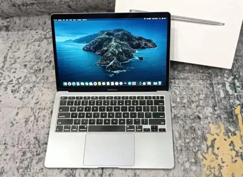 Macbook Air Retina 2019 13 i5 8/256
