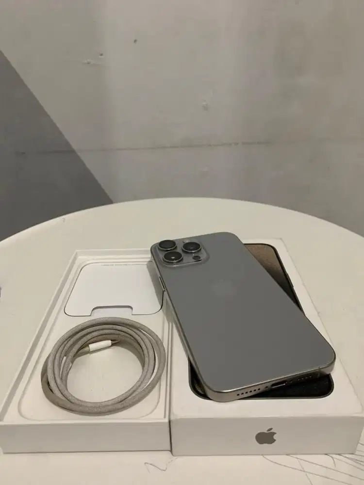 Iphone 15 Pro Max 256Gb - Ex Ibox (Nego)