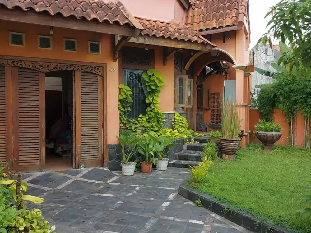 Hunian Mewah 4 Kamar, Jalan Kaliurang & UGM dekat