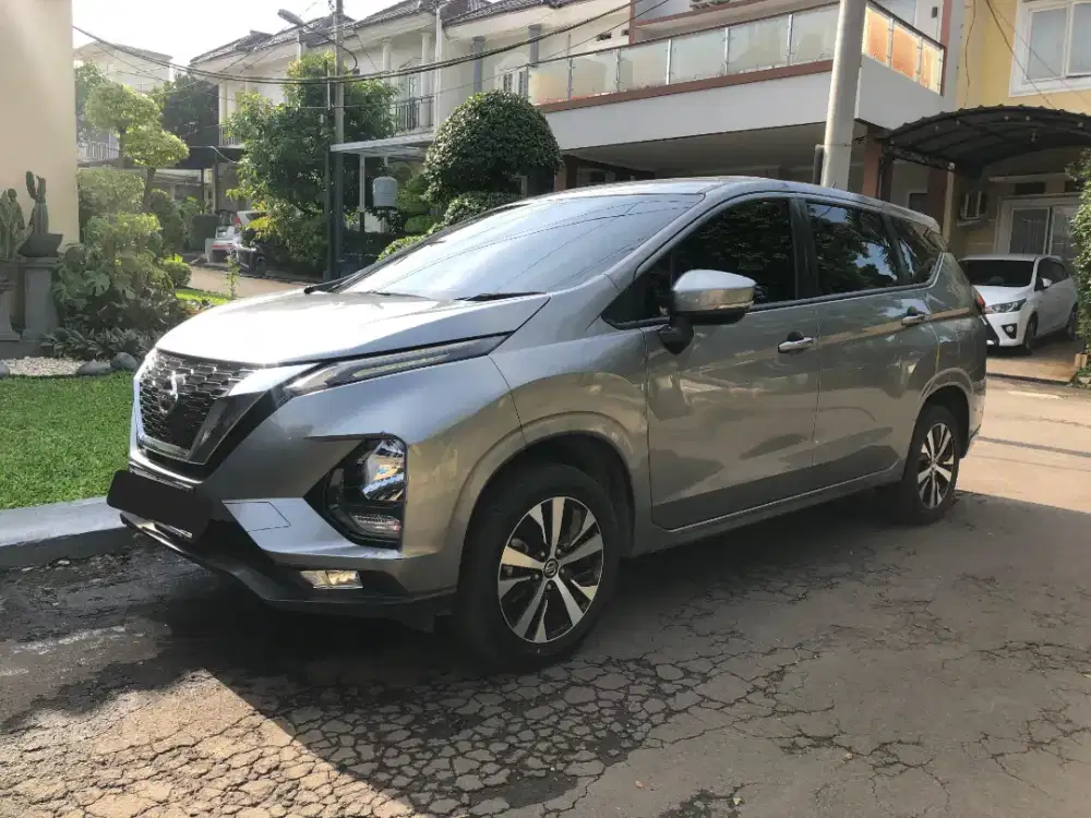 Nissan Livina VE A.T 2019