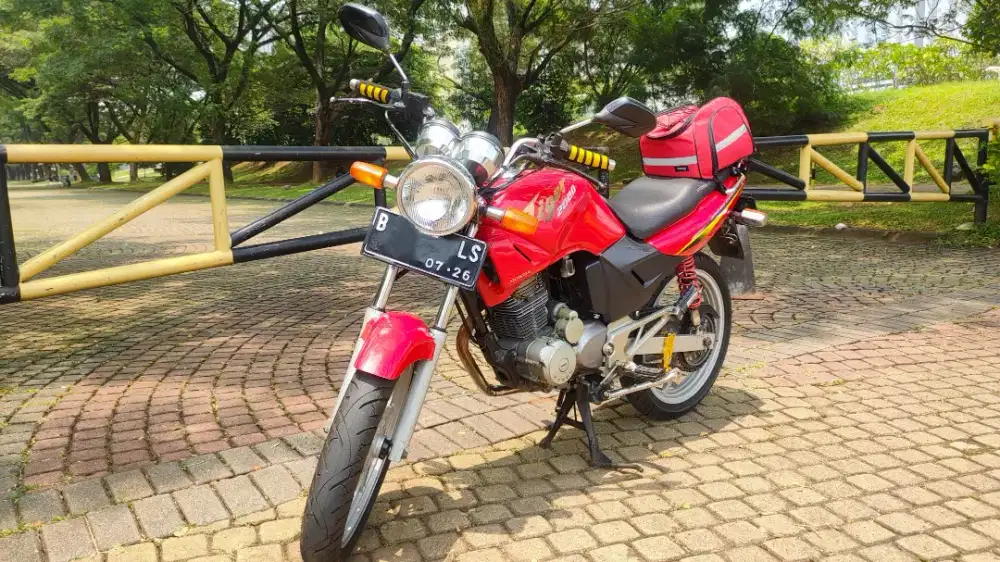Tiger 2000 tahun 2001