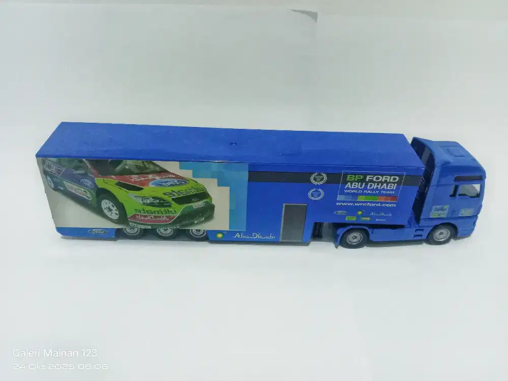 Truck Transporter seri Ford Abu Dhabi Majorette