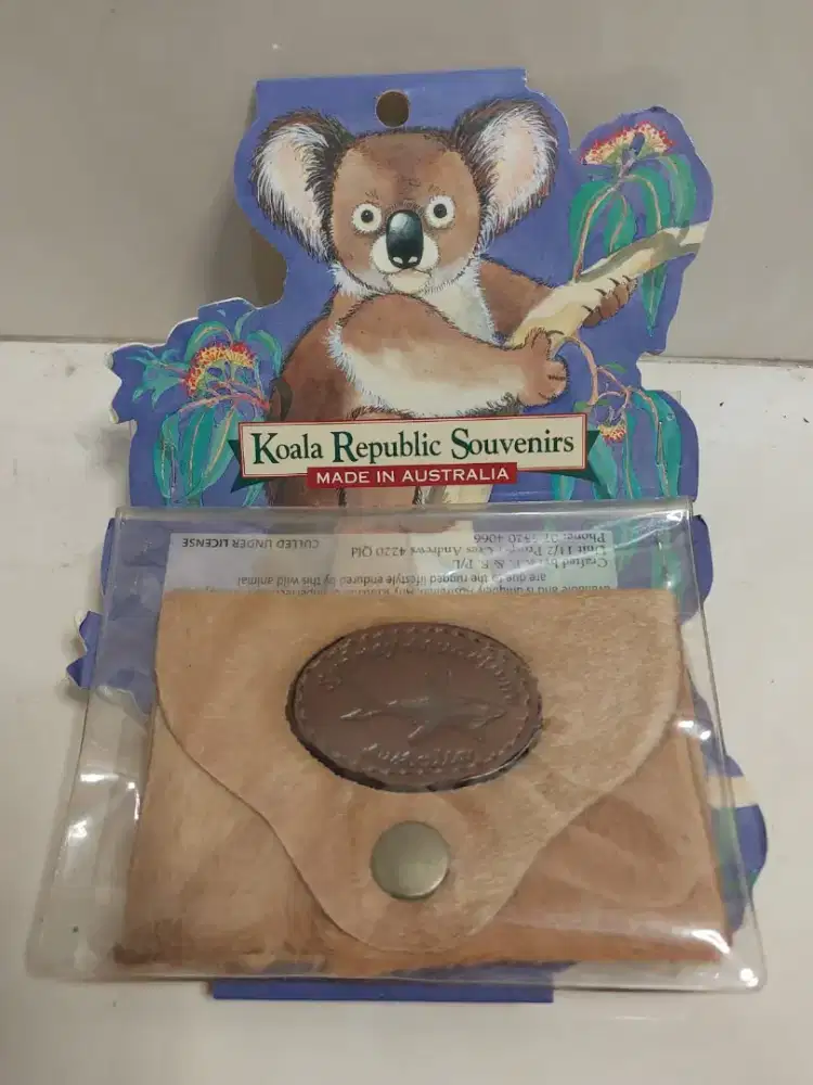 Souvenir made in Australia oleh oleh asli dari Australia dompet kulit