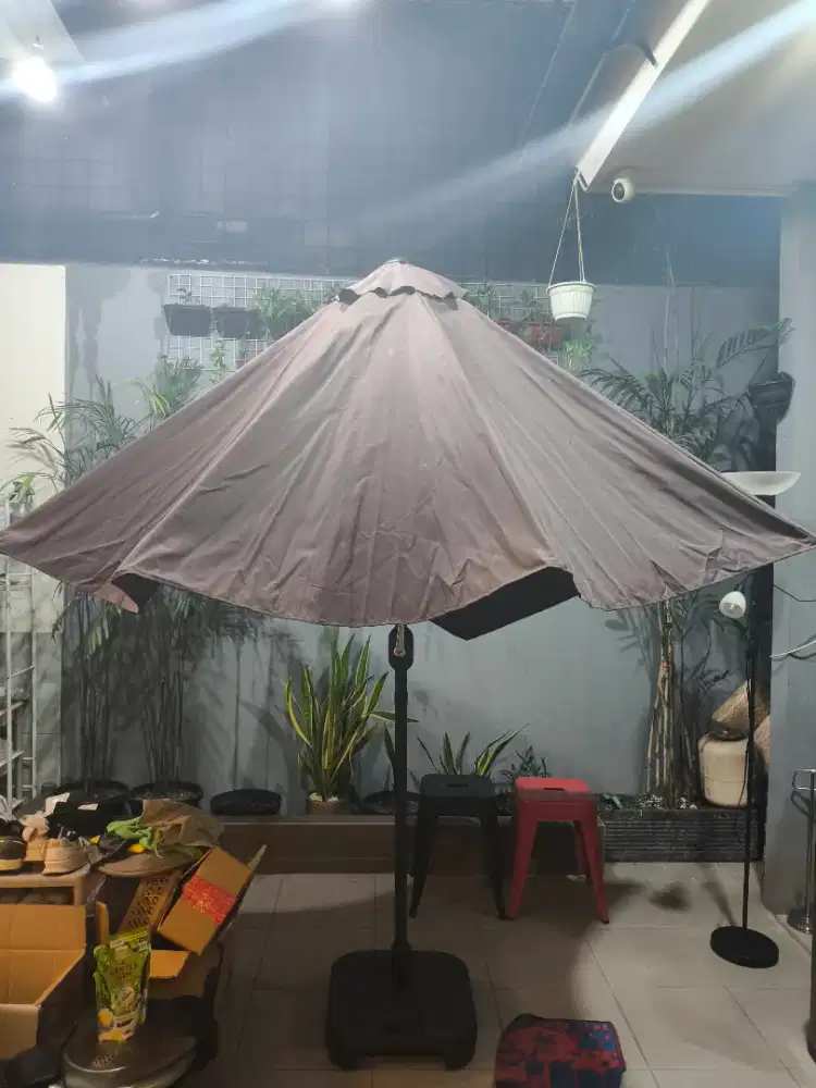 PAKET PAYUNG TAMAN + STAND