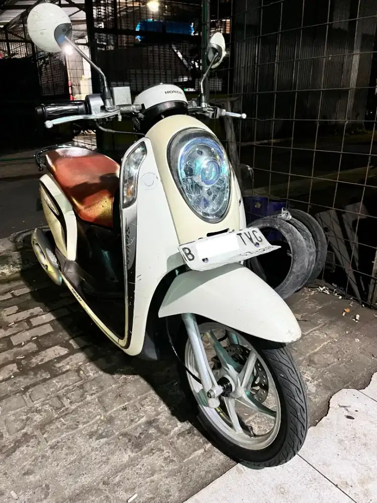 Honda scoopy fi 2013 tinggal pake aja