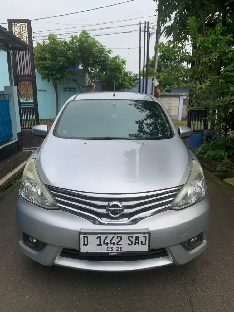 Nissan grand Livina XV manual 2017 bensin