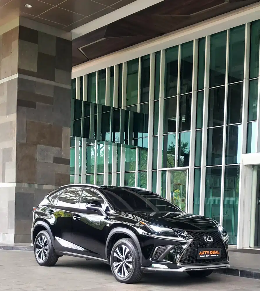 (Bergaransi 1 Thn) Lexus NX300 FSport AT 2019 SUPER