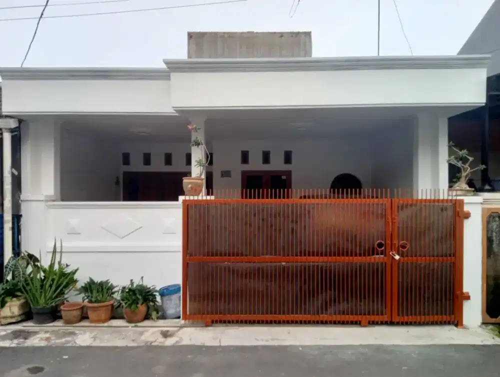 Rumah Siap Huni, Lokasi Di Taman Wisma Asri 1, Kota Bekasi Utara.