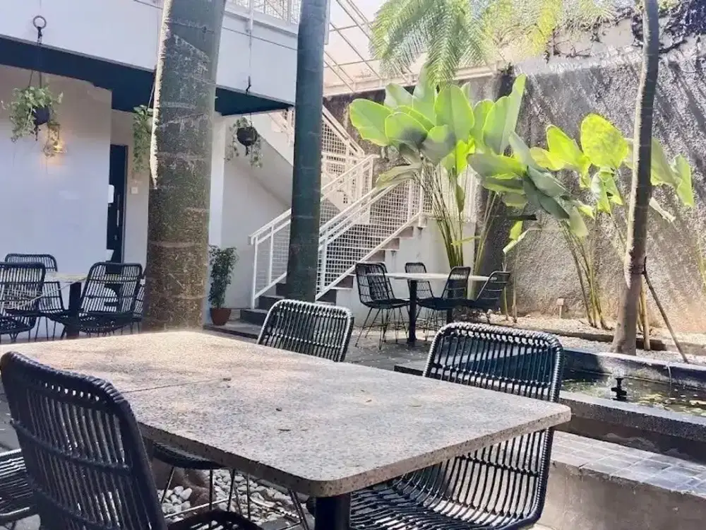 Rumah dijual di Jalan Opak Surabaya Pusat