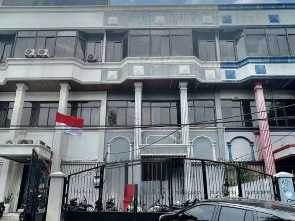 Ruko 4 Lantai Di Jatipadang, Jakarta Selatan