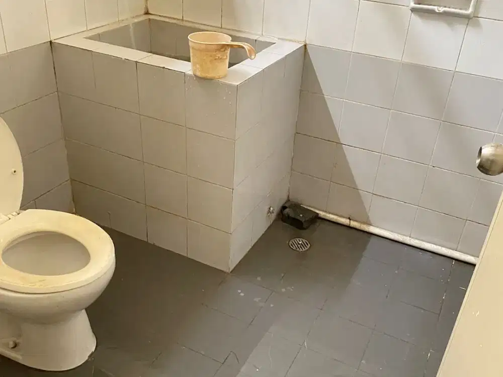 Ruko 3 Lantai di Bulevard Timur, Kelapa Gading