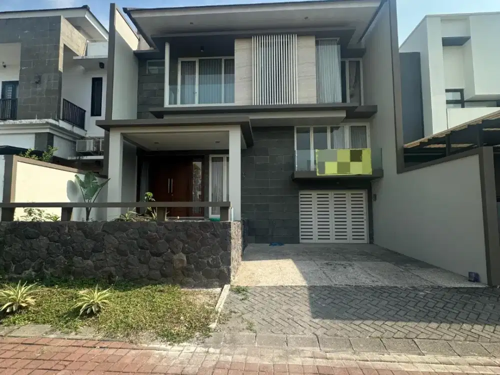 Rumah minimalis splitlevel fullerton citraland,Surabaya