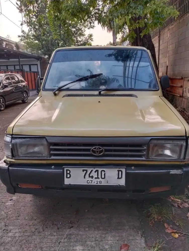 Toyota Kijang 1990 Bensin