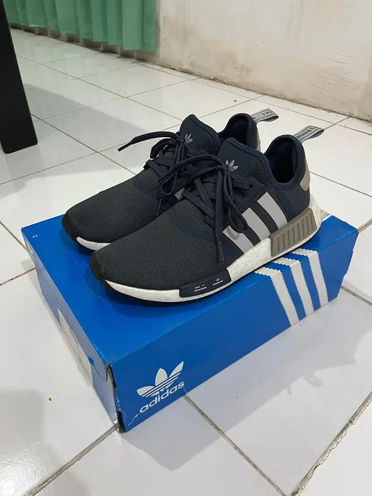 Adidas NMD_R1 Primeblue Navy