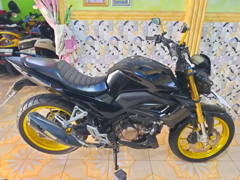 Bismillah dijual saja cb 150 r StreetFire