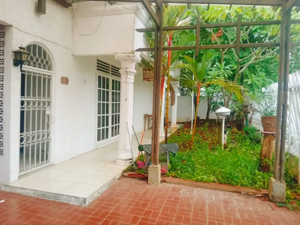 Rumah Bagus di Kayu Putih Tengah - Bebas Banjir