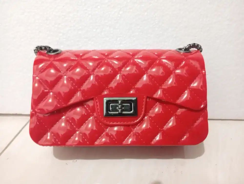 Tas Slempang Wanita Warna Merah