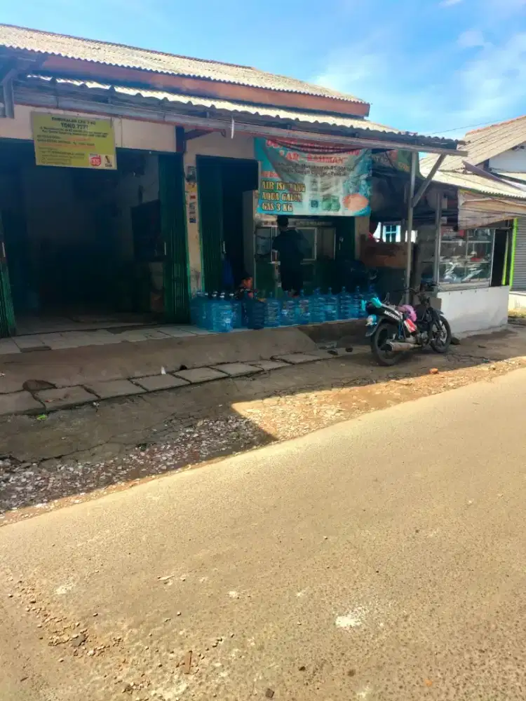 Di sewakan kios untuk usaha