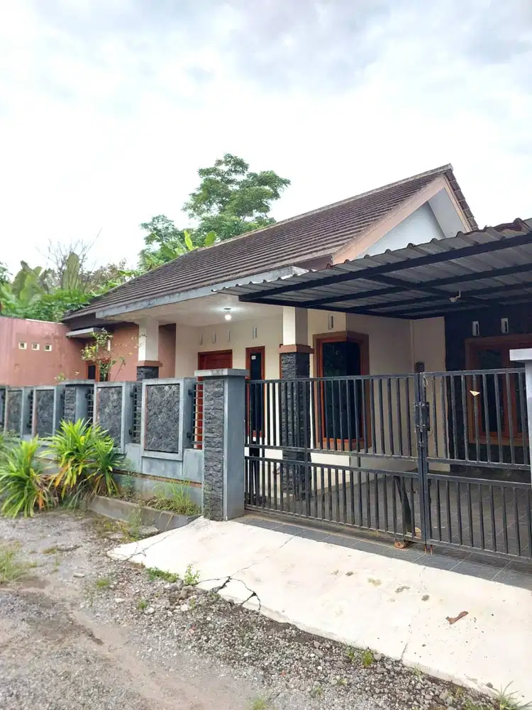 Rumah 3 Kamar di Tlogoadi dekat Jalan Purbaya