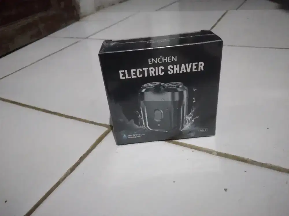 JUAL ENĆHEN ELECTRIC SHAVER