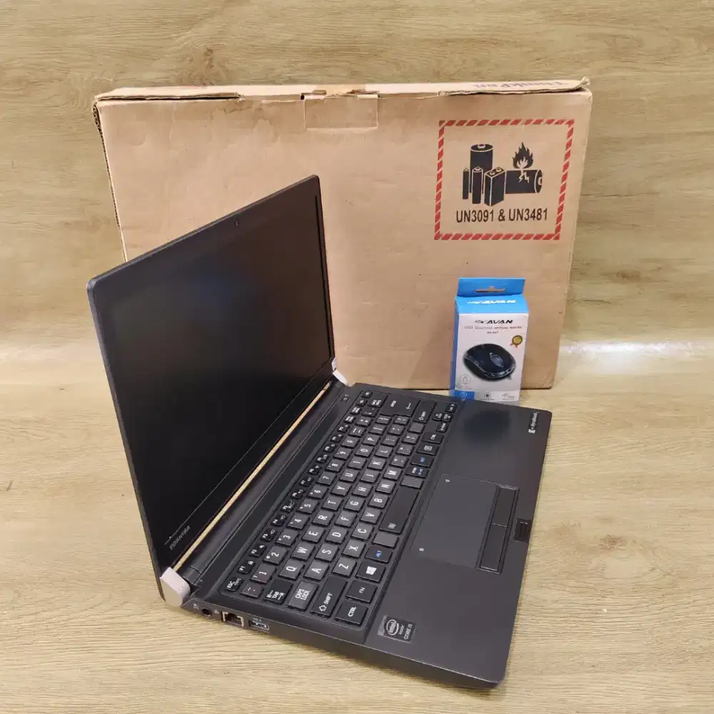 Laptop Toshiba Dynabook Core i3 Gen7 Ram 8GB bonus Mouse Baru Siap pak