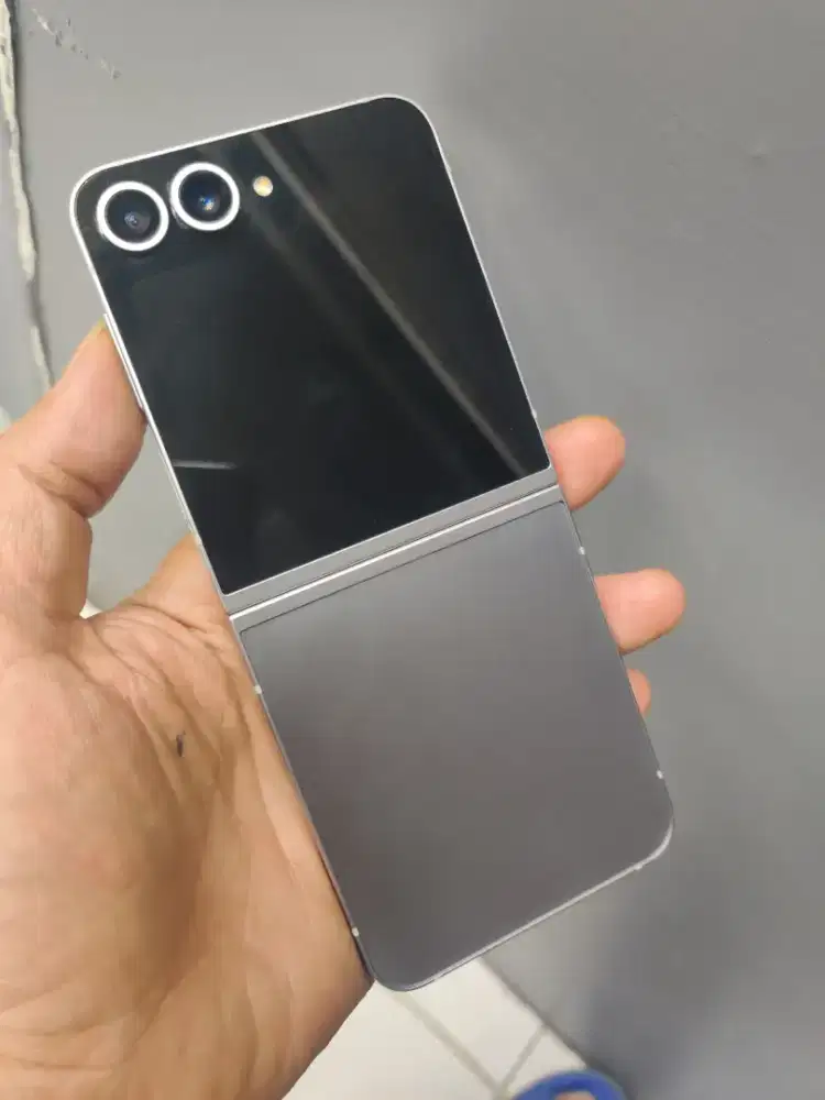 Samsung Z Flip 6 256GB Resmi Mulus No Minus