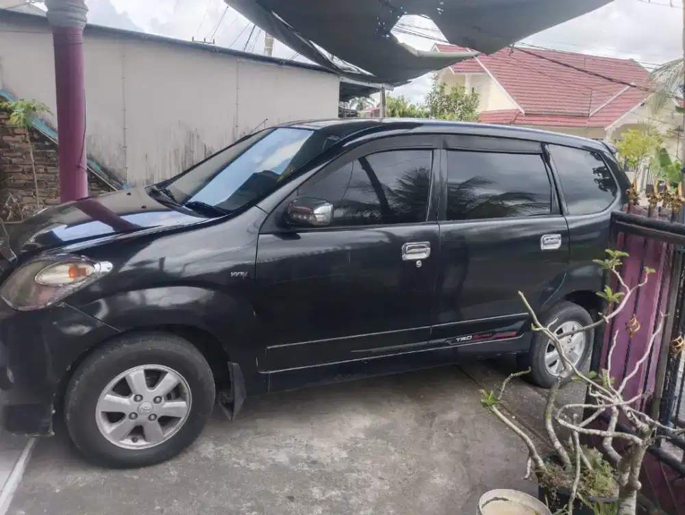 Jual Mobil Avanza bekas