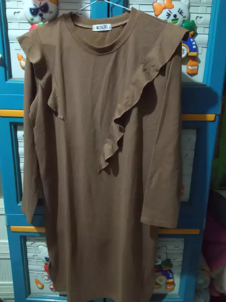 Baju atasan tunik